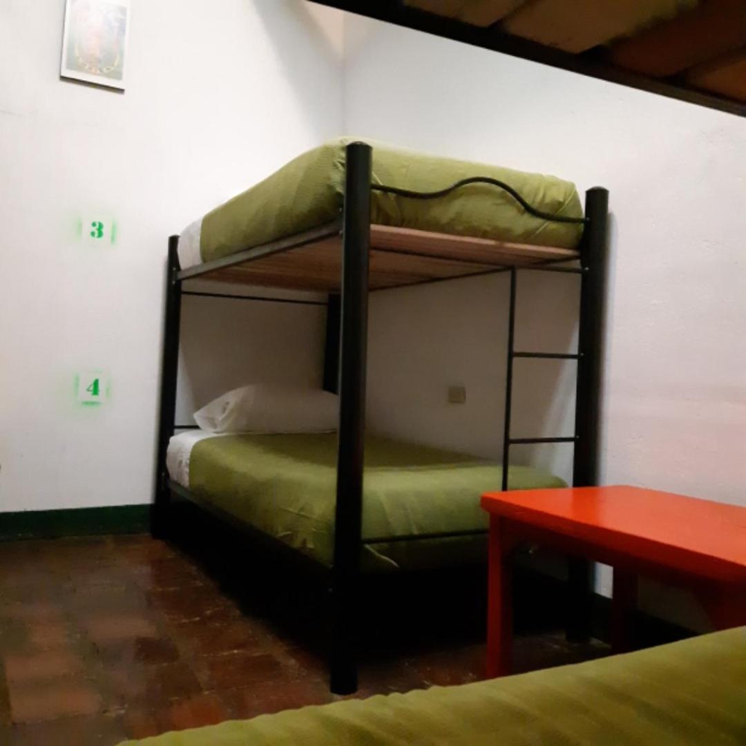 Cedron Hostel Bogotá Eksteriør billede